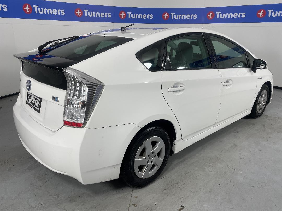 Photo '7' of Toyota Prius