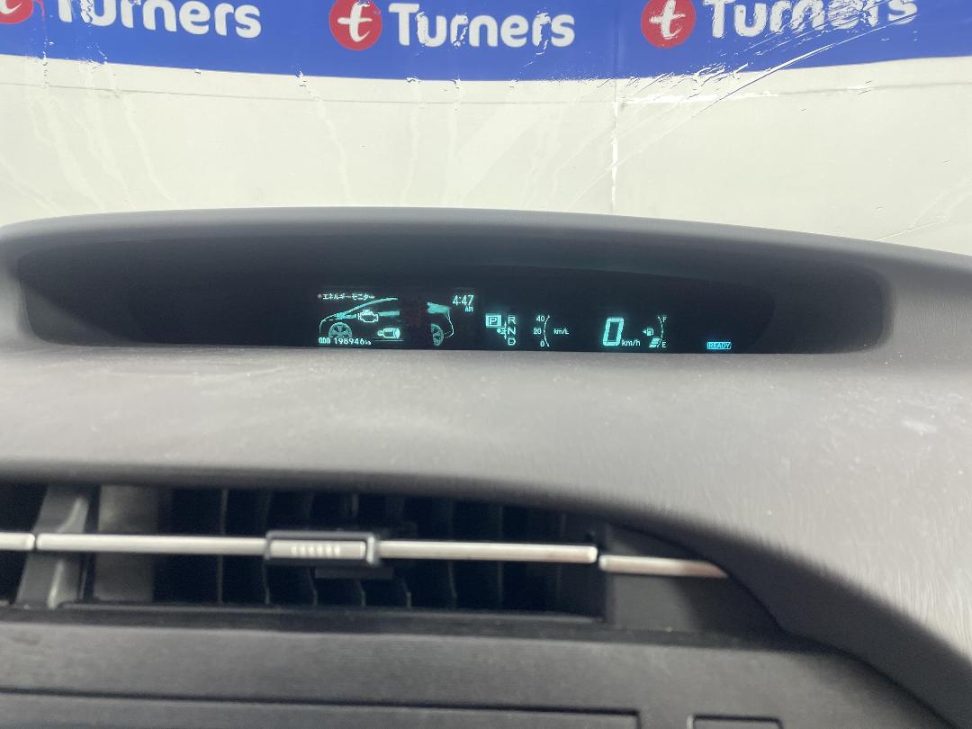 Photo '21' of Toyota Prius