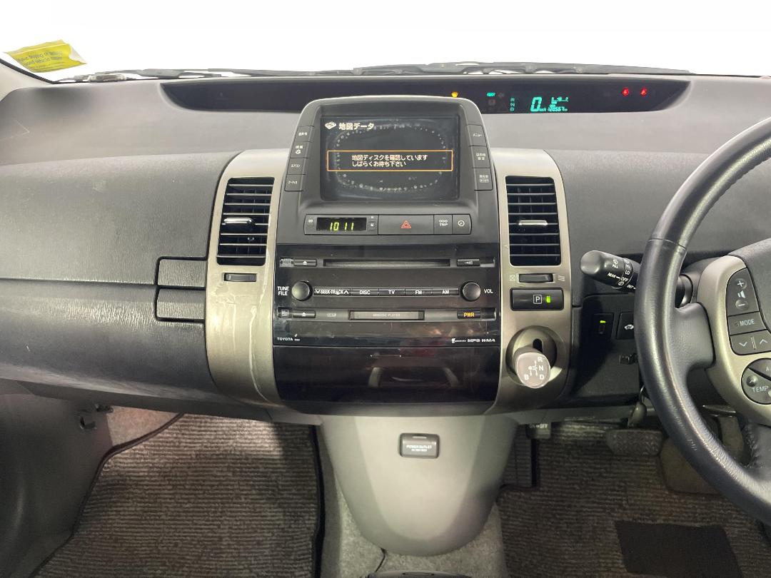 Photo '18' of Toyota Prius