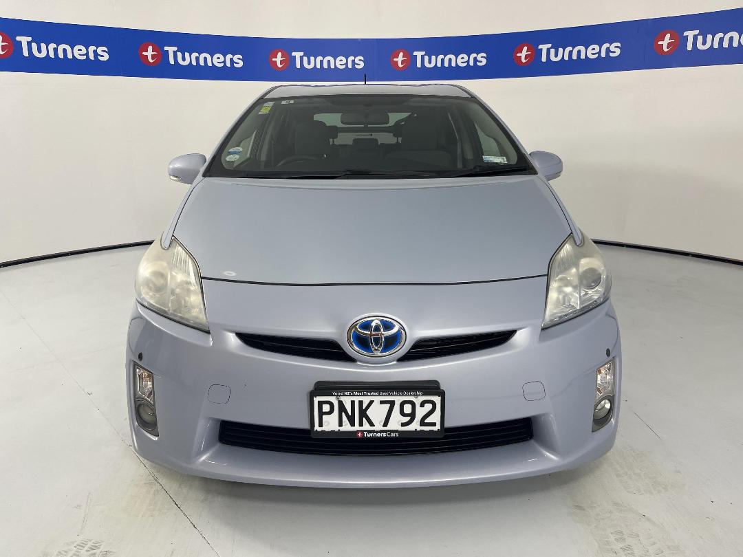 Photo '2' of Toyota Prius