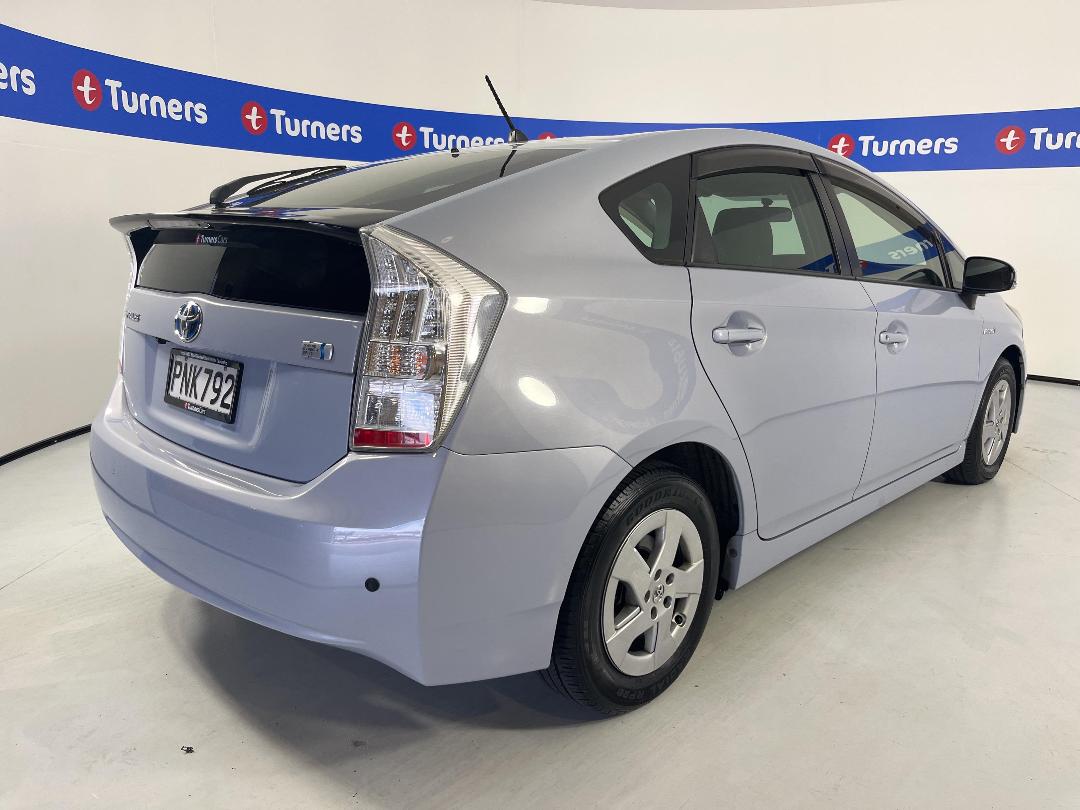Photo '7' of Toyota Prius