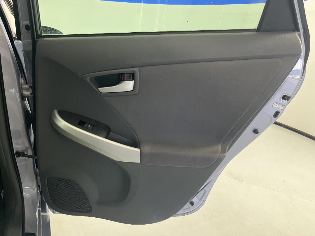 Photo '19' of Toyota Prius