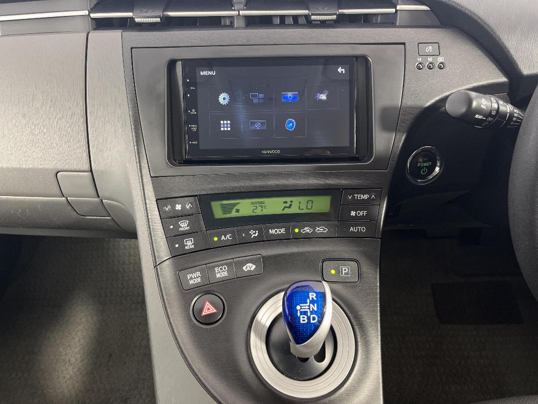 Photo '18' of Toyota Prius