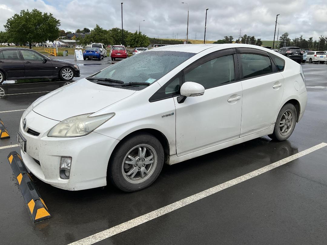 Photo '5' of Toyota Prius Hybrid Photo '5' of Toyota Prius Hybrid