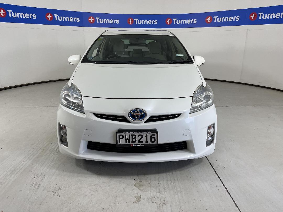 Photo '2' of Toyota Prius