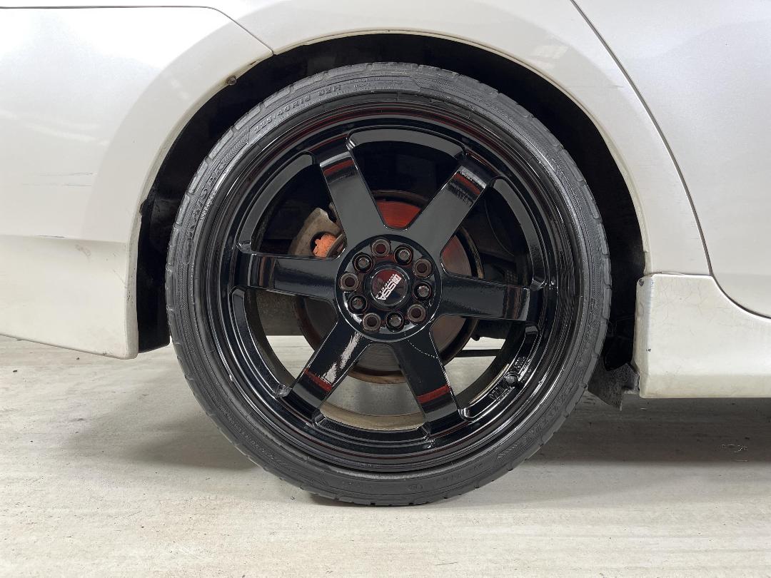 Photo '12' of Toyota Prius