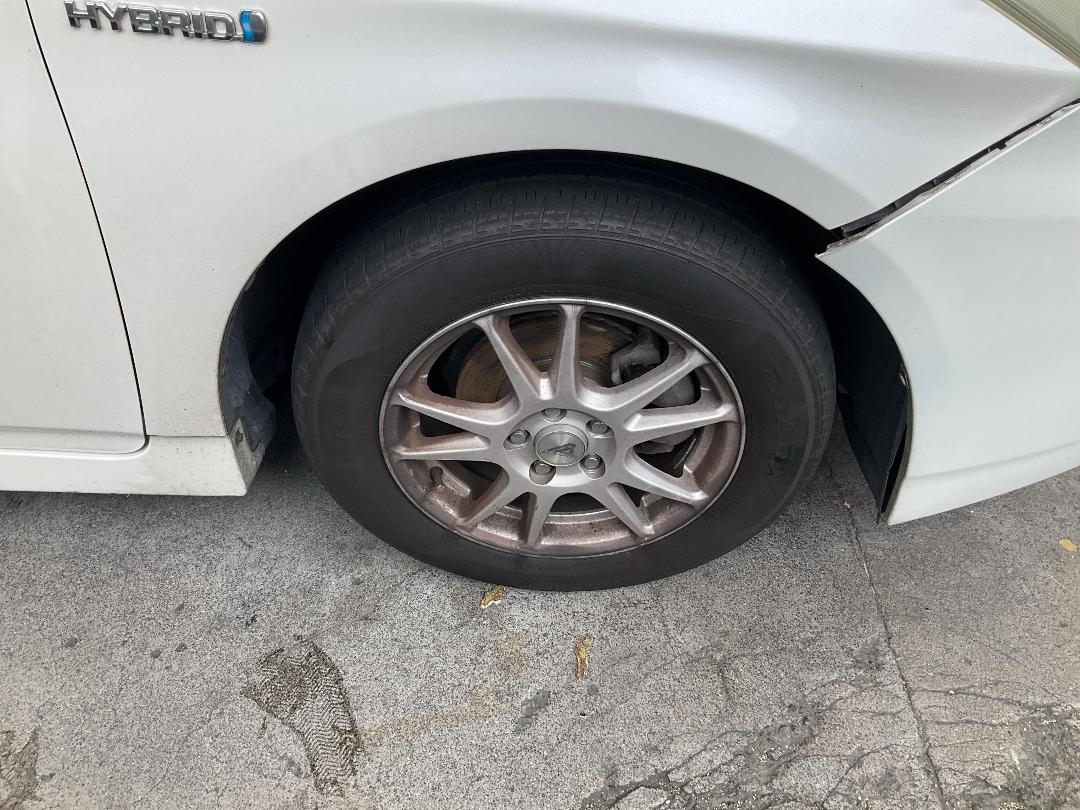 Photo '24' of Toyota Prius Hybrid