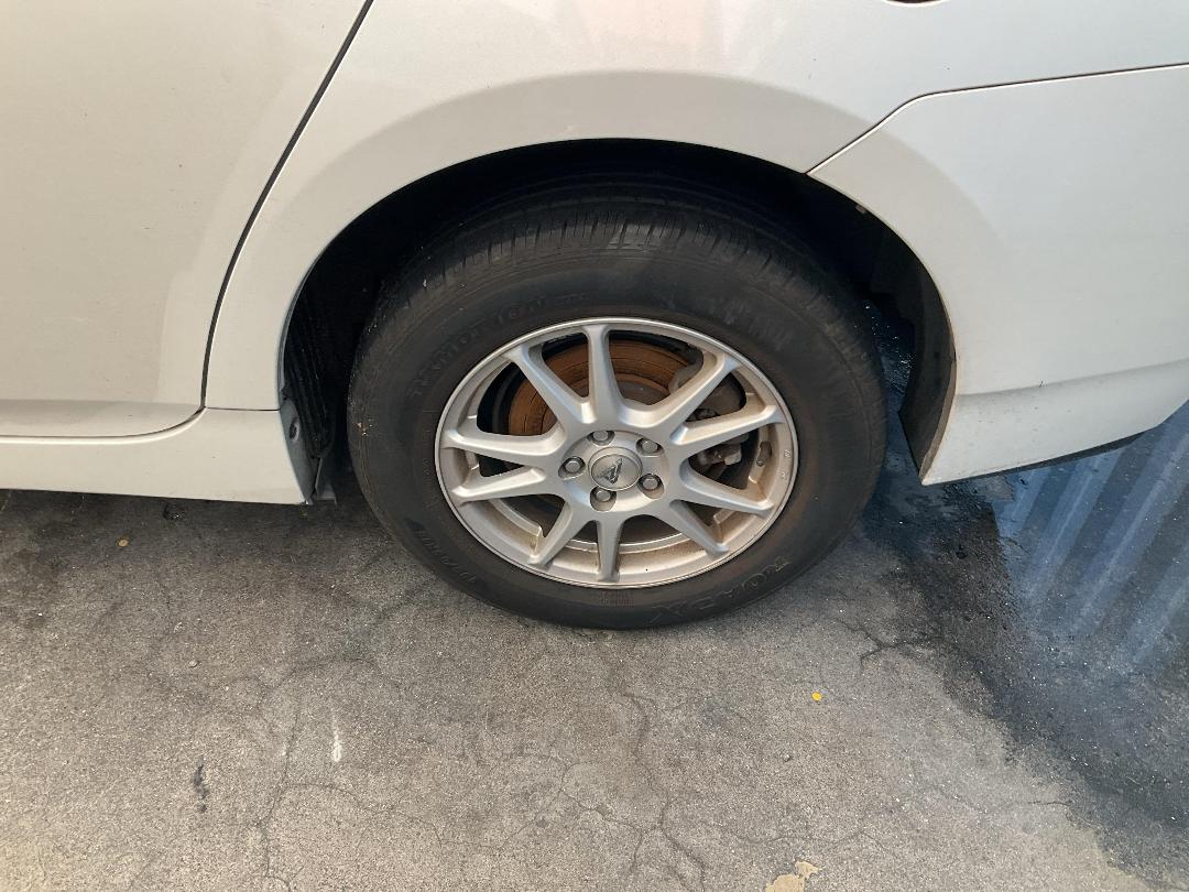 Photo '26' of Toyota Prius Hybrid