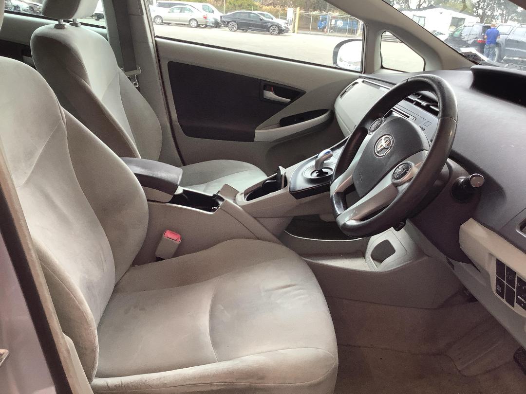 Photo '9' of Toyota Prius Photo '9' of Toyota Prius