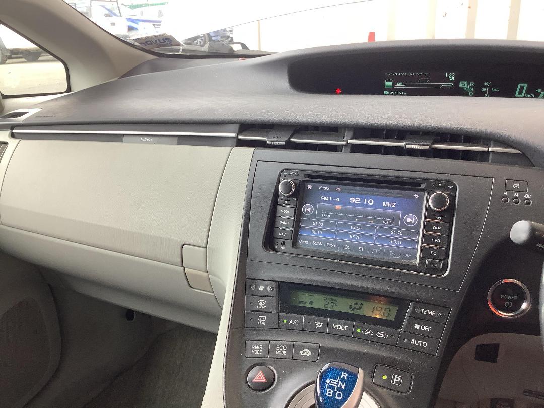 Photo '16' of Toyota Prius Photo '16' of Toyota Prius