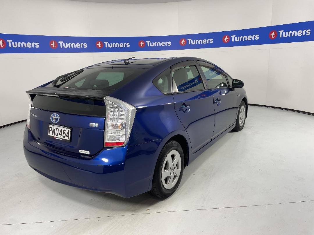 Photo '7' of Toyota Prius