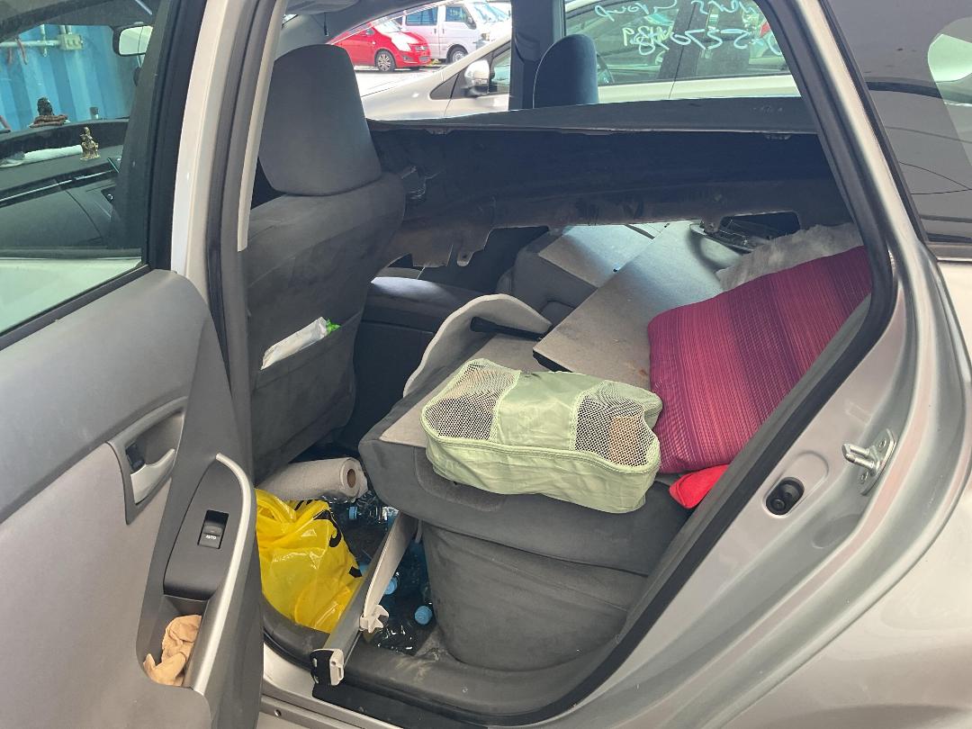 Photo '24' of Toyota Prius