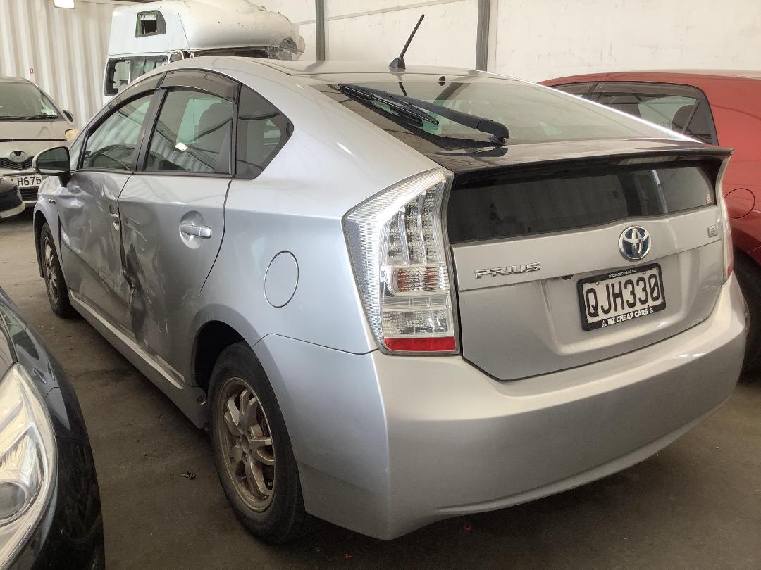 Photo '7' of Toyota Prius