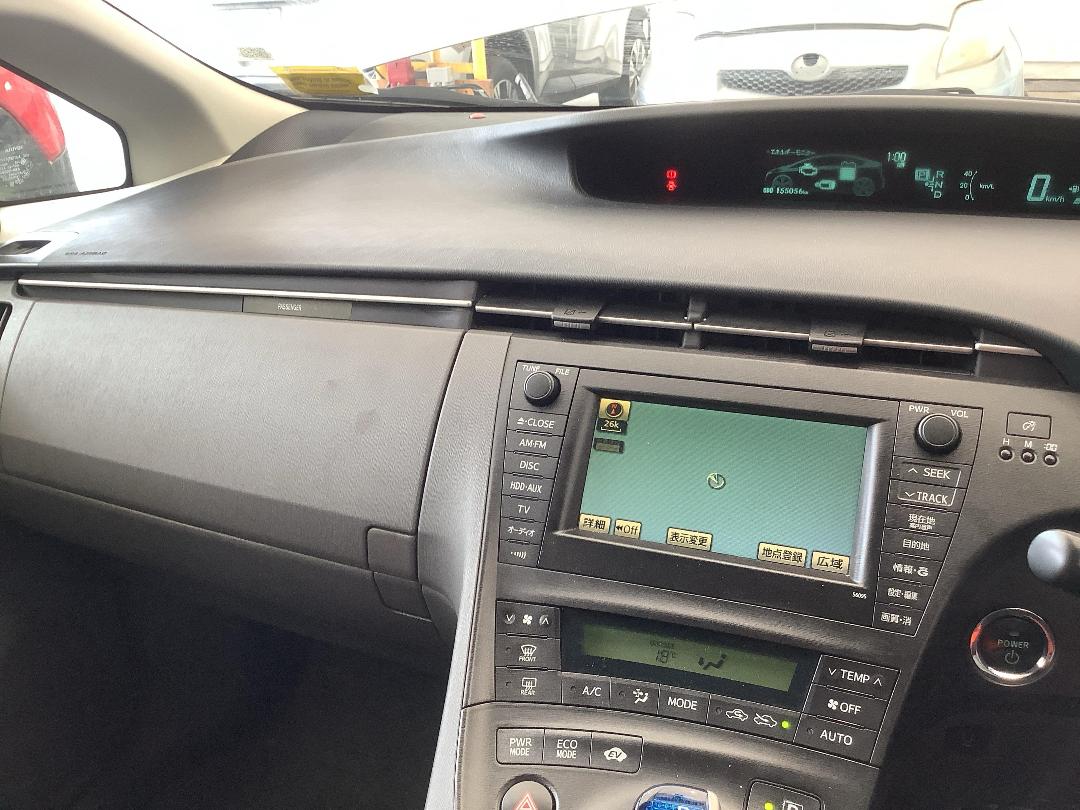 Photo '17' of Toyota Prius