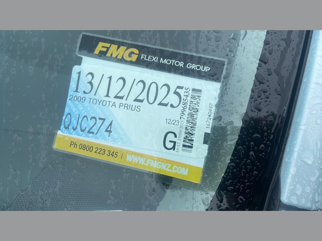 Photo '6' of Toyota Prius Photo '6' of Toyota Prius