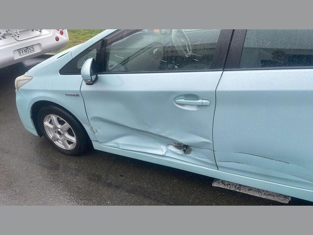 Photo '13' of Toyota Prius Photo '13' of Toyota Prius