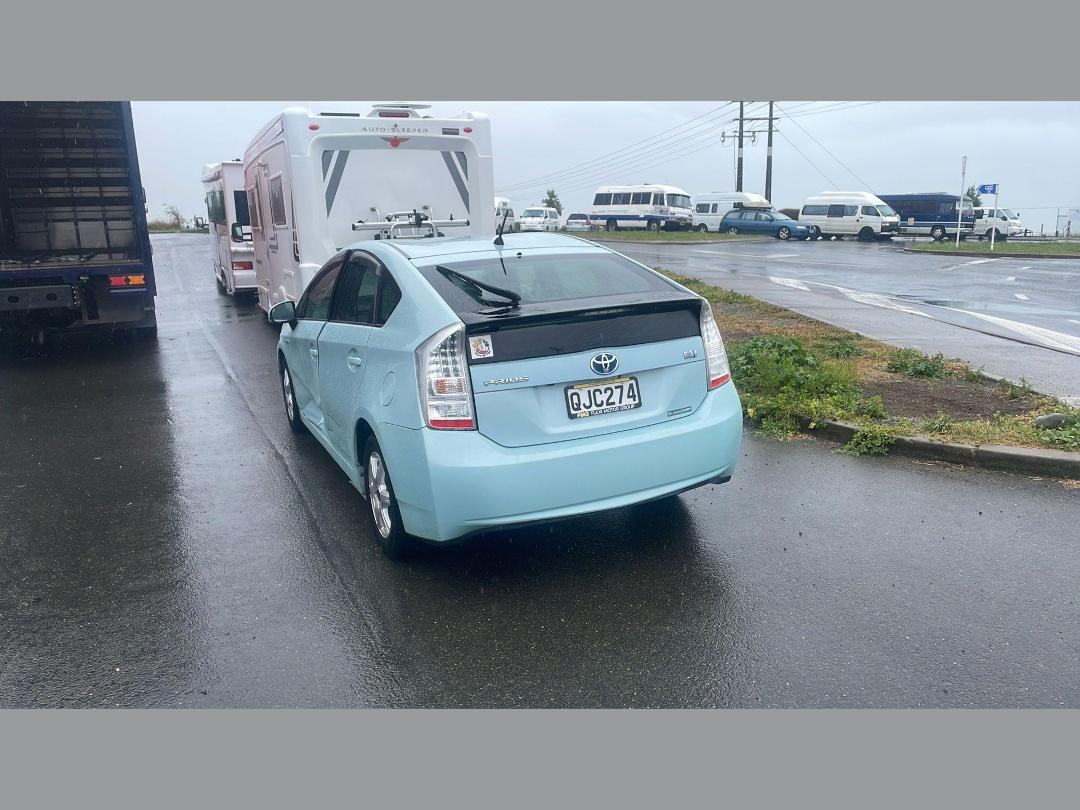 Photo '16' of Toyota Prius Photo '16' of Toyota Prius