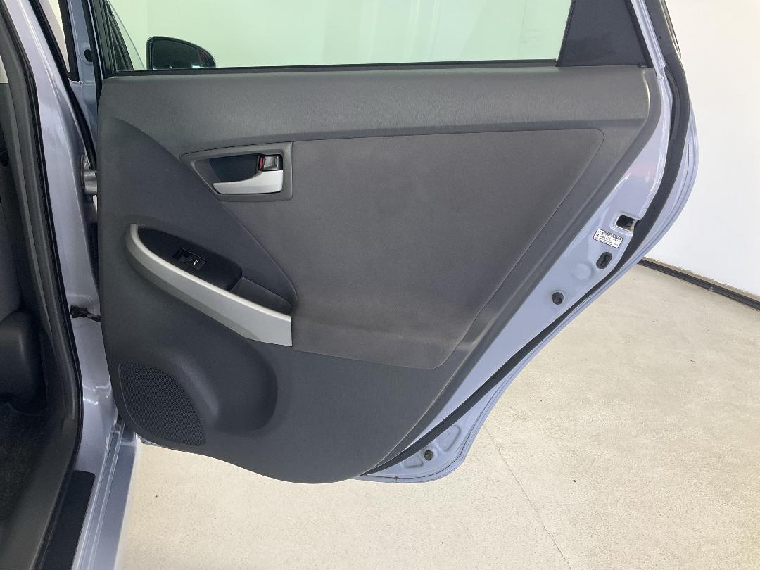 Photo '19' of Toyota Prius