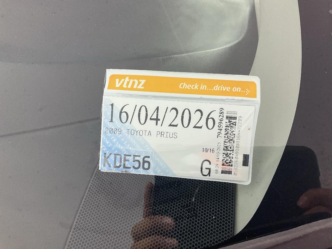 Photo '25' of Toyota Prius