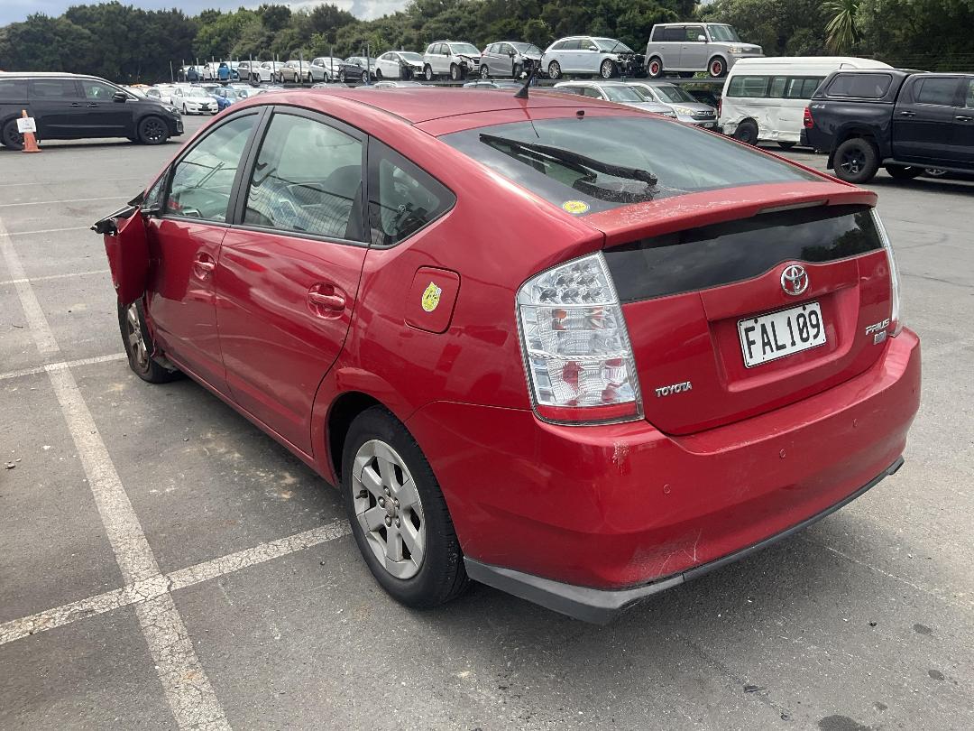 Photo '3' of Toyota Prius H5 E Photo '3' of Toyota Prius H5 E