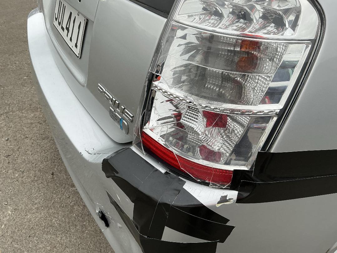 Photo '8' of Toyota Prius