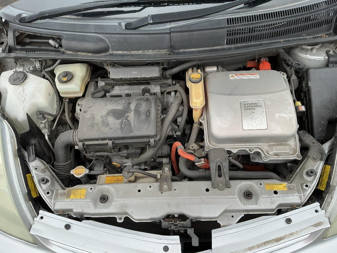 Photo '10' of Toyota Prius