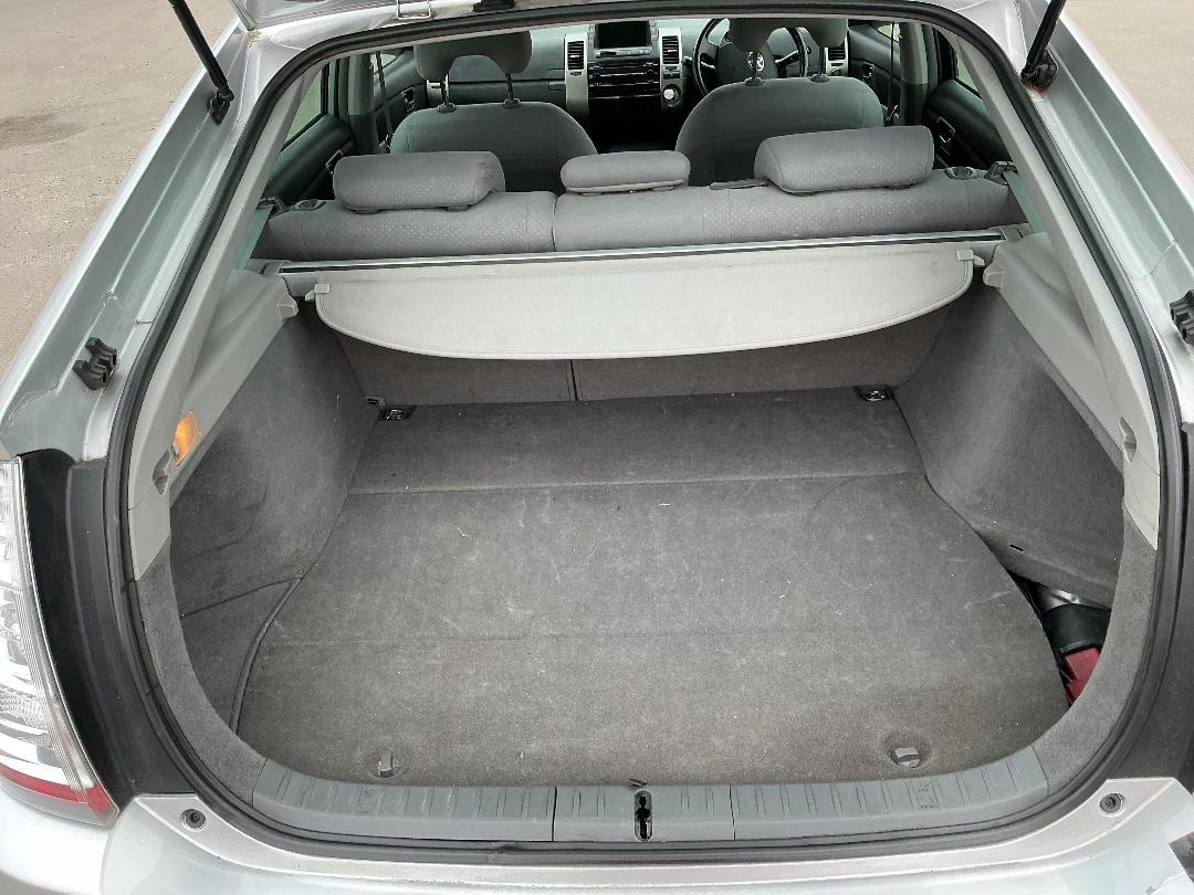 Photo '15' of Toyota Prius