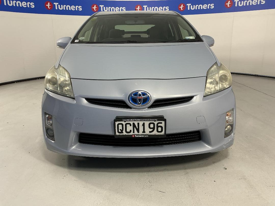 Photo '2' of Toyota Prius