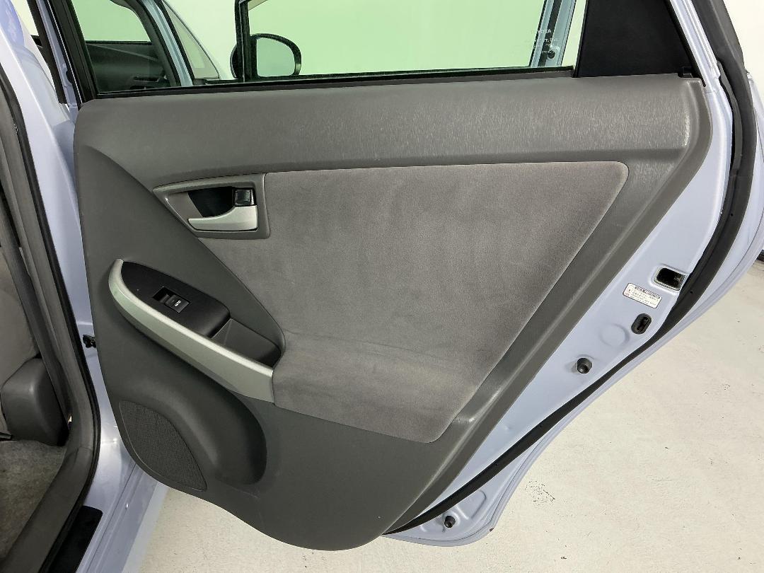 Photo '19' of Toyota Prius