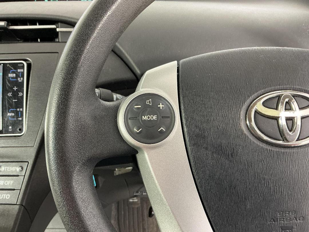 Photo '23' of Toyota Prius