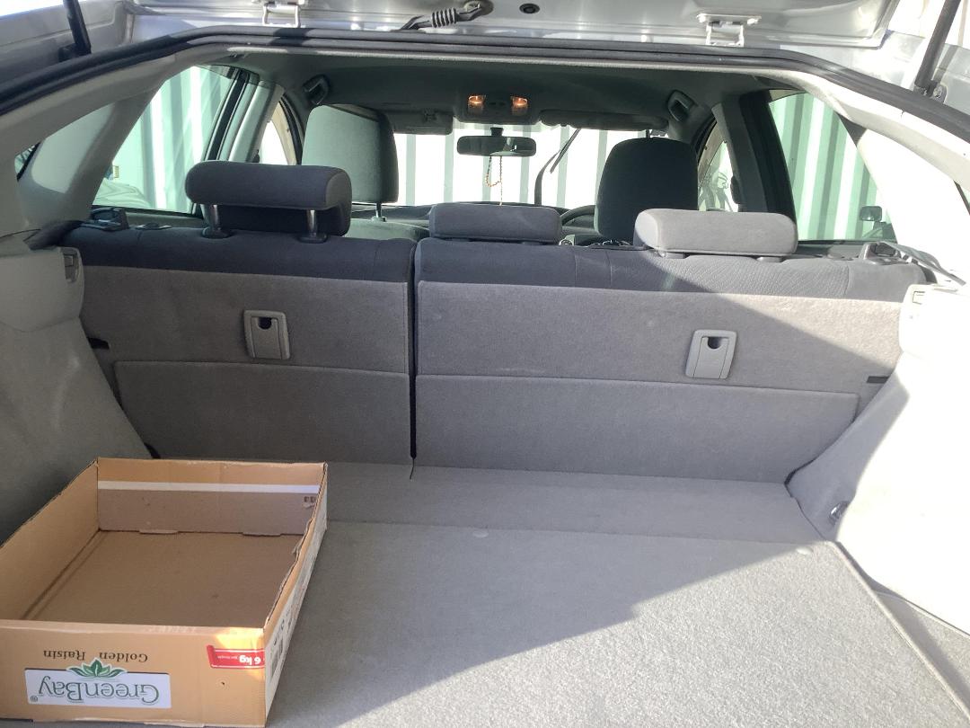 Photo '10' of Toyota Prius