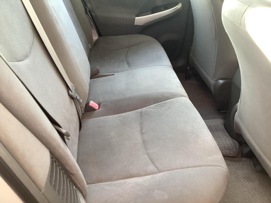 Photo '12' of Toyota Prius