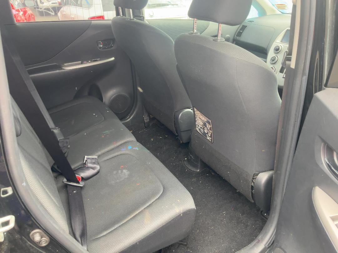 Photo '10' of Toyota Ractis