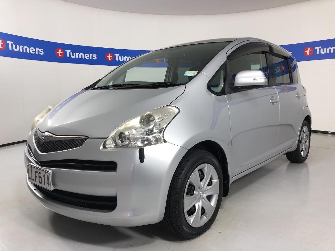 Photo '4' of Toyota Ractis Photo '4' of Toyota Ractis