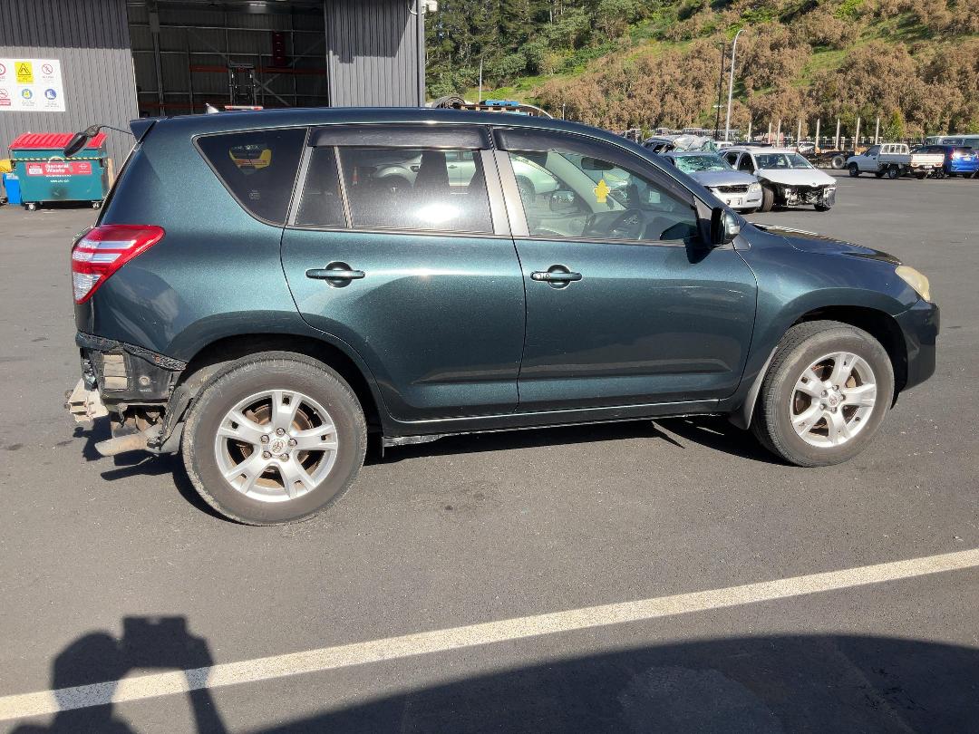 Photo '8' of Toyota Rav4 Photo '8' of Toyota Rav4