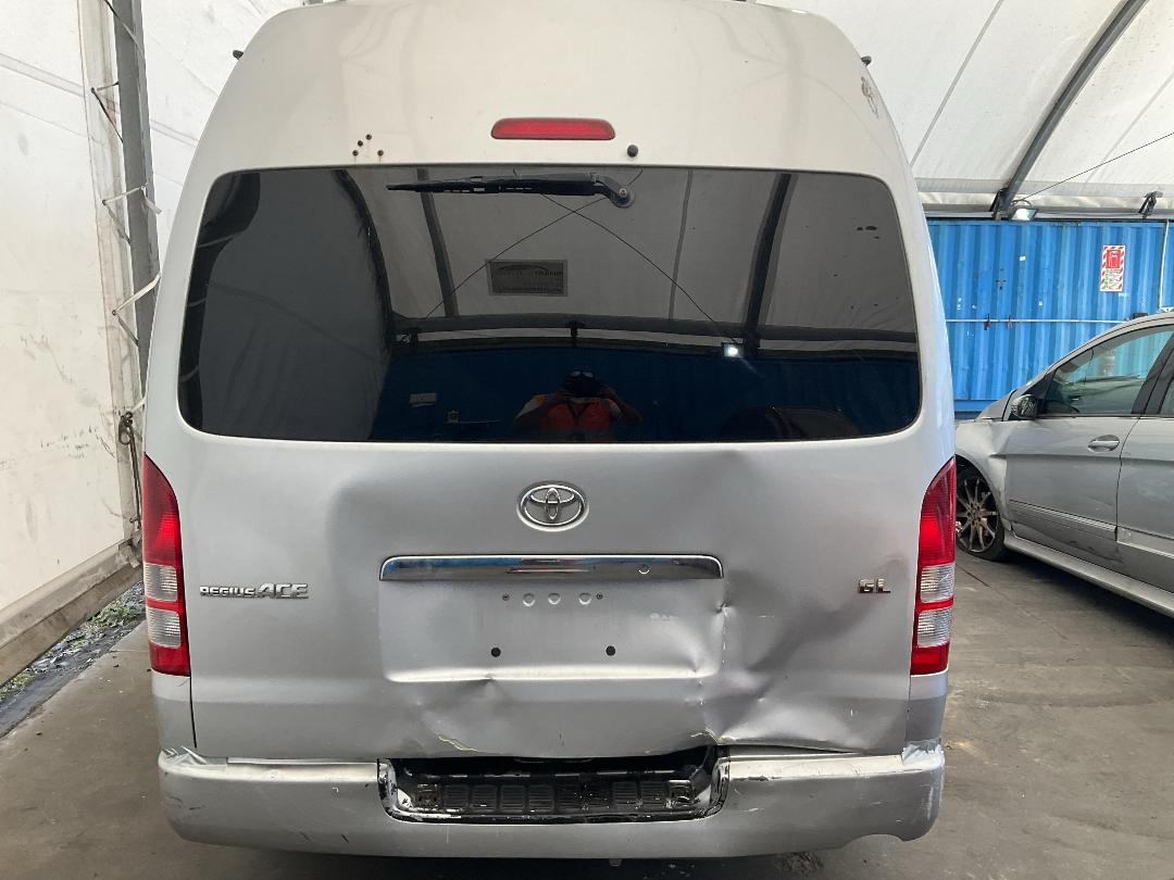 Photo '5' of Toyota Regius ACE