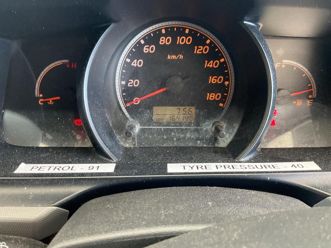 Photo '8' of Toyota Regius ACE