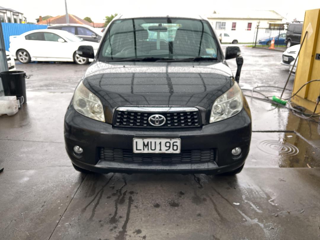 Photo '2' of Toyota Rush Photo '2' of Toyota Rush