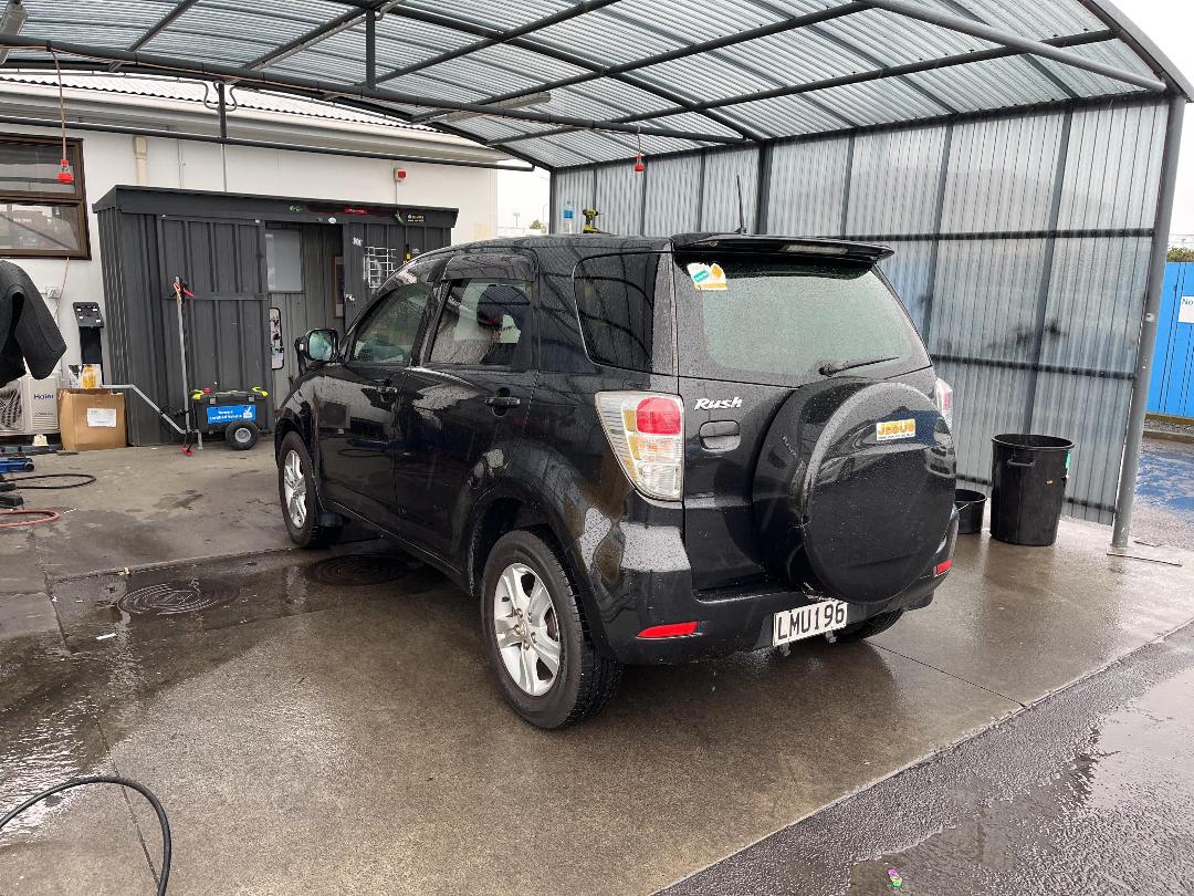 Photo '4' of Toyota Rush Photo '4' of Toyota Rush