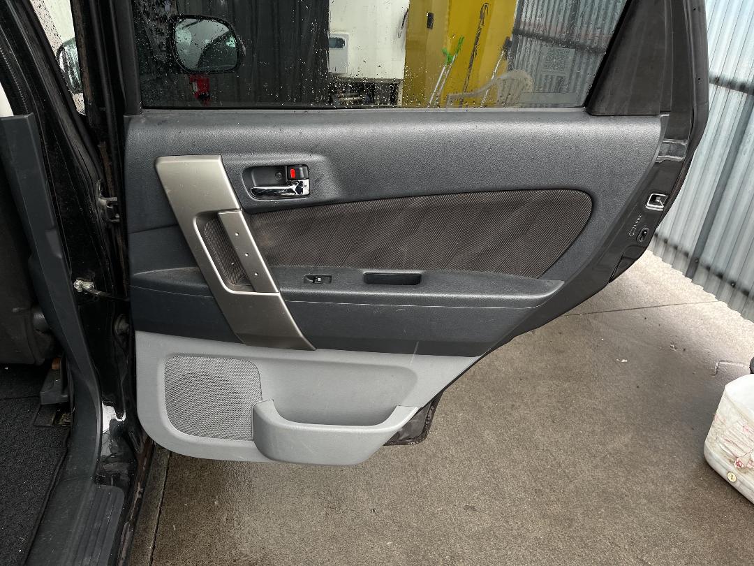 Photo '17' of Toyota Rush Photo '17' of Toyota Rush