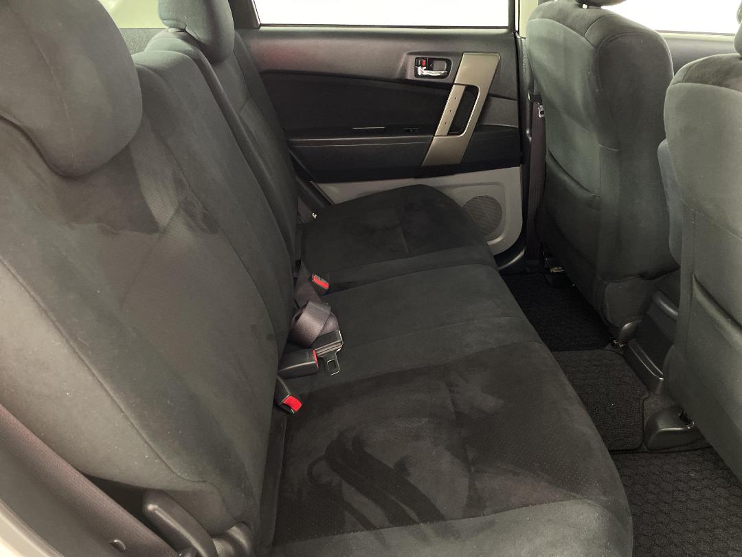 Photo '20' of Toyota Rush