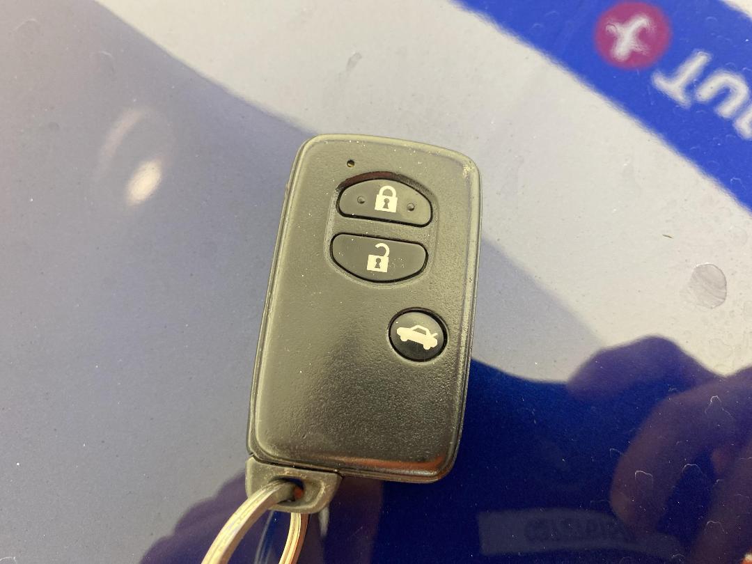 Photo '22' of Toyota SAI Photo '22' of Toyota SAI