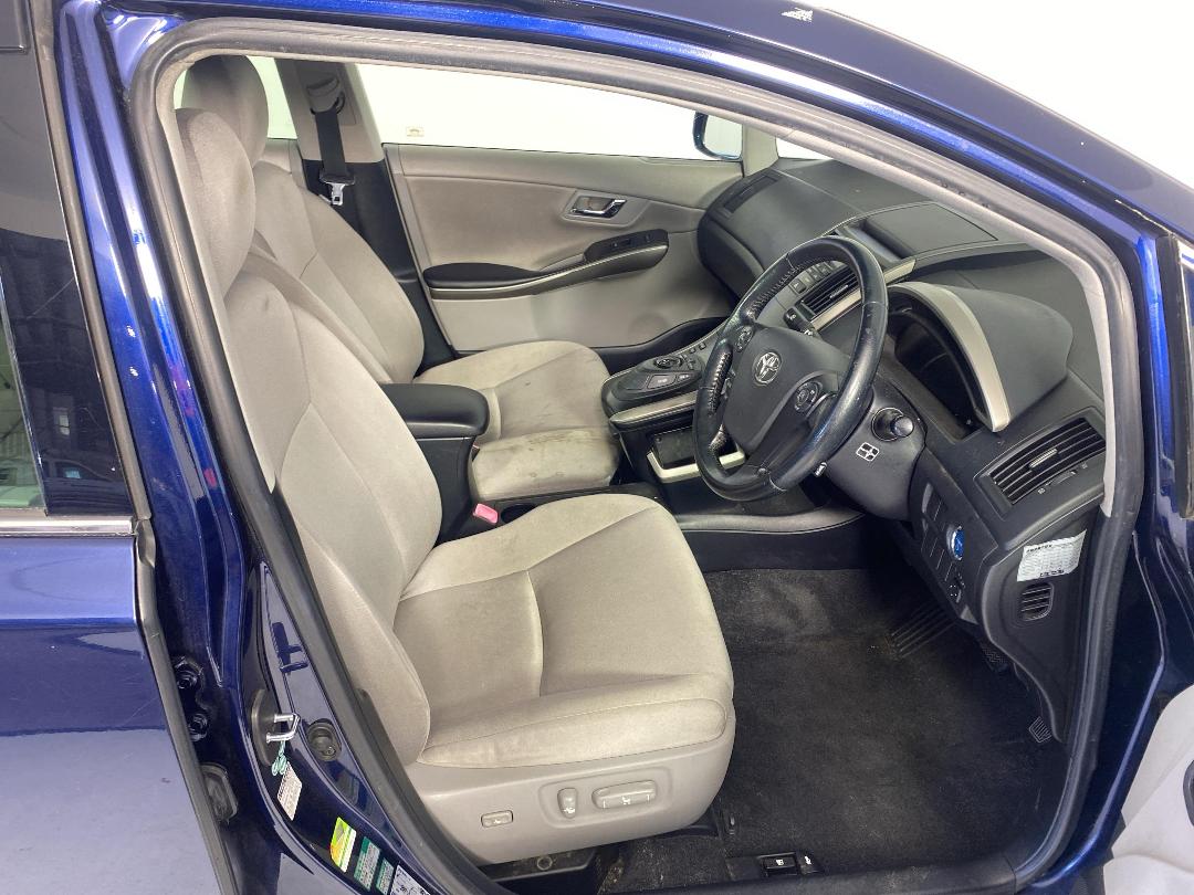 Photo '16' of Toyota SAI Photo '16' of Toyota SAI