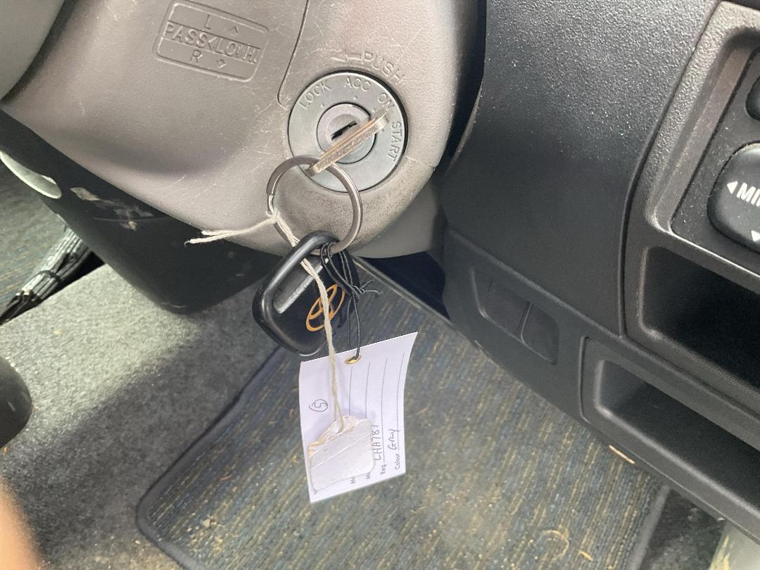 Photo '10' of Toyota Sienta Photo '10' of Toyota Sienta