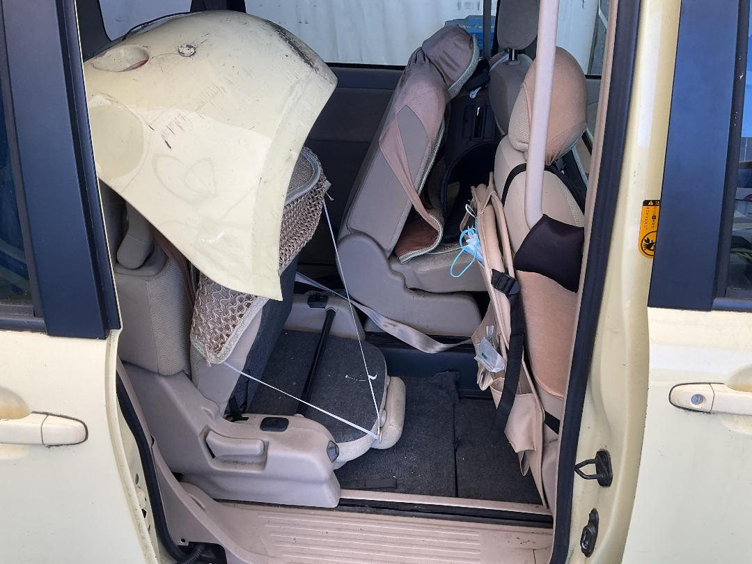 Photo '21' of Toyota Sienta