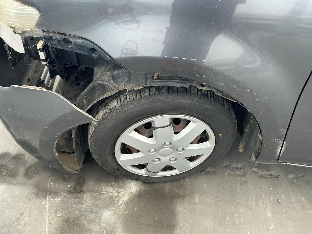 Photo '14' of Toyota Sienta