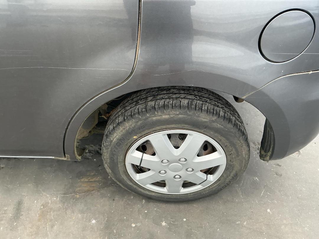 Photo '15' of Toyota Sienta