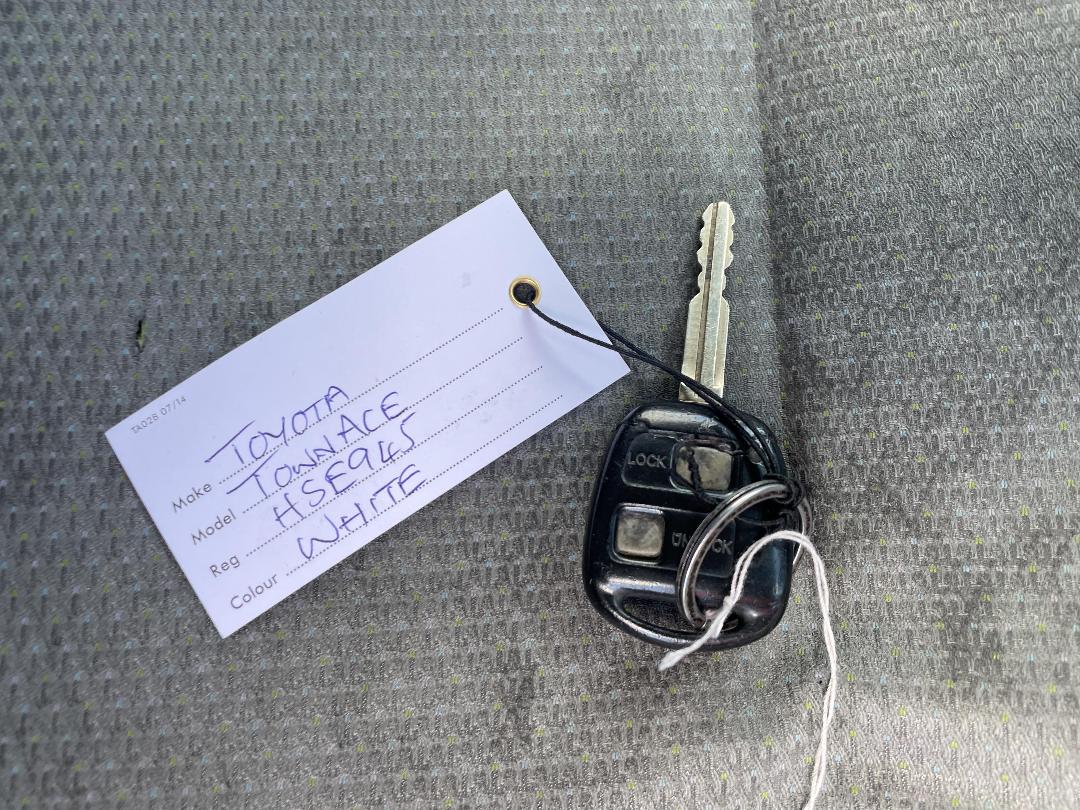 Photo '14' of Toyota Townace GL Photo '14' of Toyota Townace GL