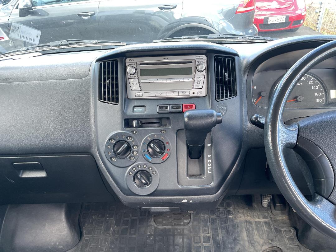 Photo '19' of Toyota Townace GL Photo '19' of Toyota Townace GL