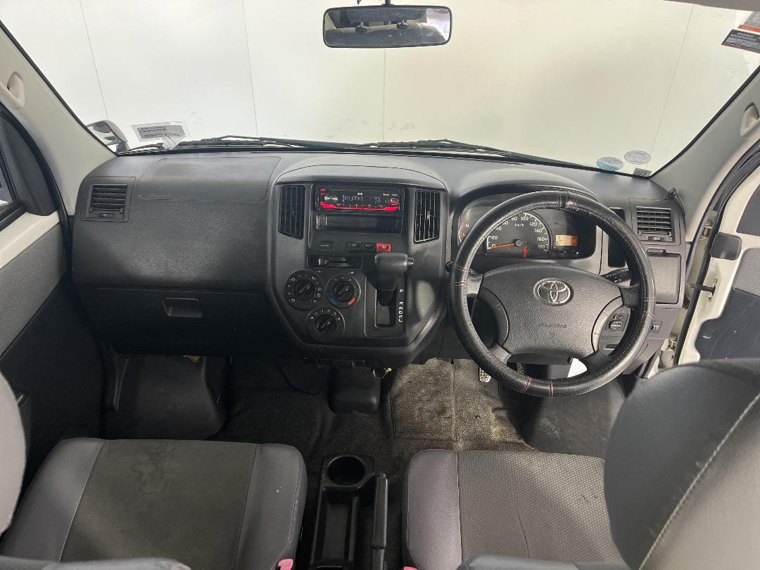 Photo '17' of Toyota Townace